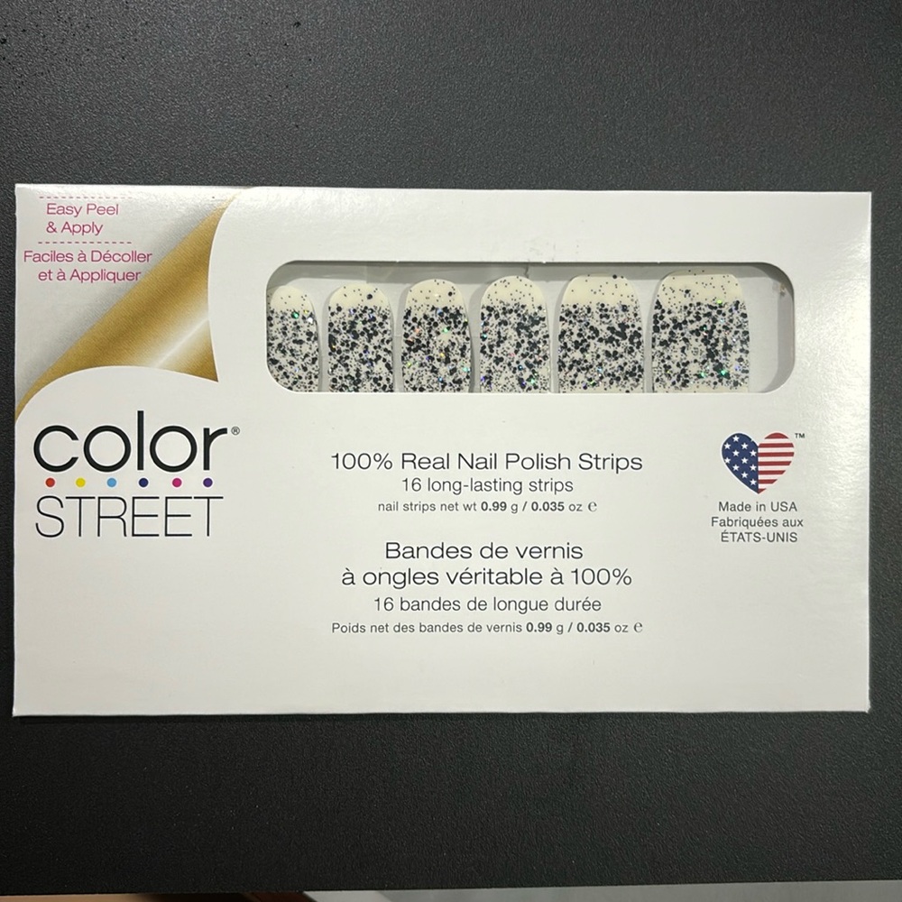 Color Street- Nail polish strips 💅🏻